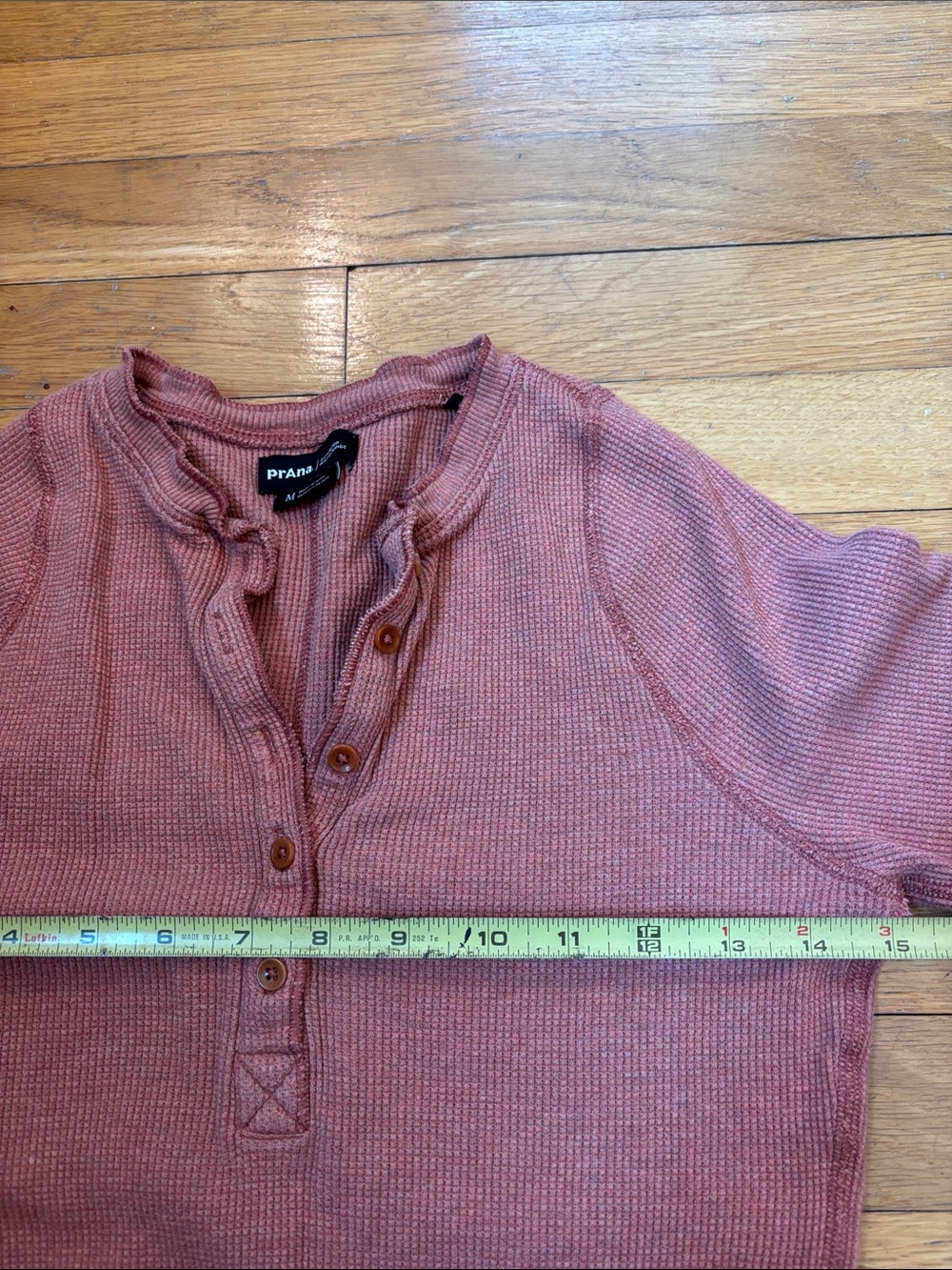 Prana Touchstone Henley - Picture 8 of 10